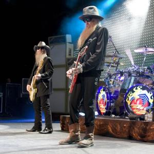 Světové hudební skupiny